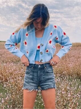 LUCA + GRAE Retro Flower Power Knitted V Neck Button Front Cropped Cardigan